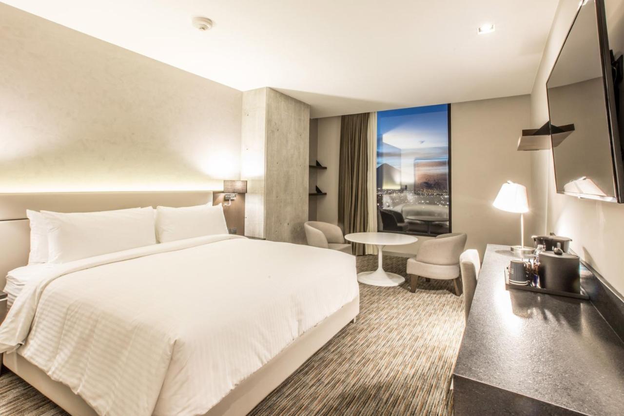 Four Points By Sheraton Пуебла Екстериор снимка