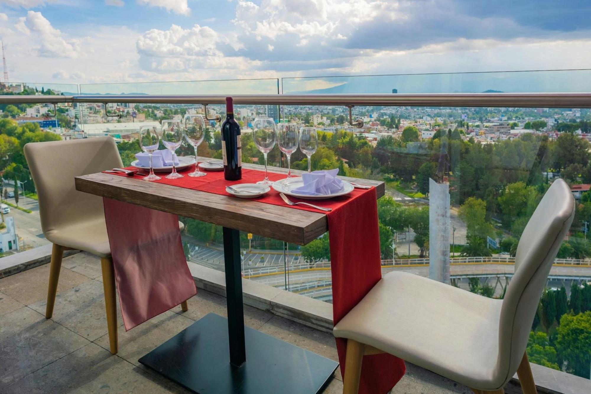 Four Points By Sheraton Пуебла Екстериор снимка